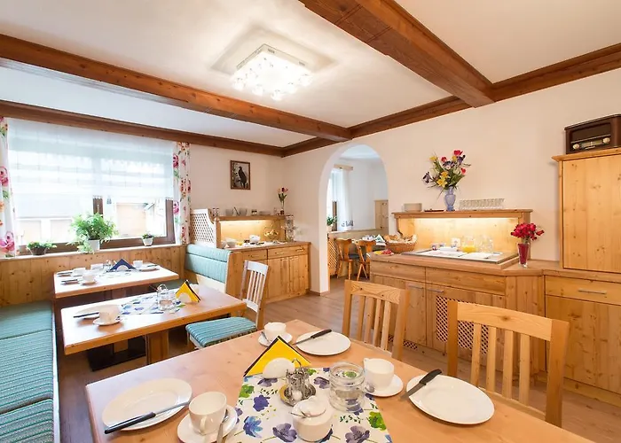 Haus Moser Homestay *